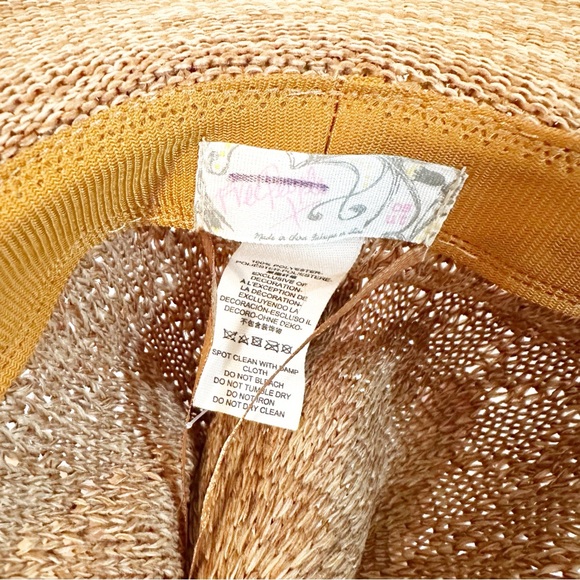 Free People Santa Barbara Packable Hat - Picture 5 of 8